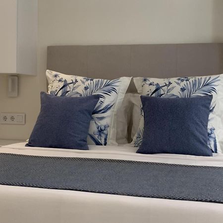 Sitges Spaces Oasis Suites- 4 Bedroom, 4 Ensuite Bathrooms, Terrace, Pool, Sitges Centre المظهر الخارجي الصورة