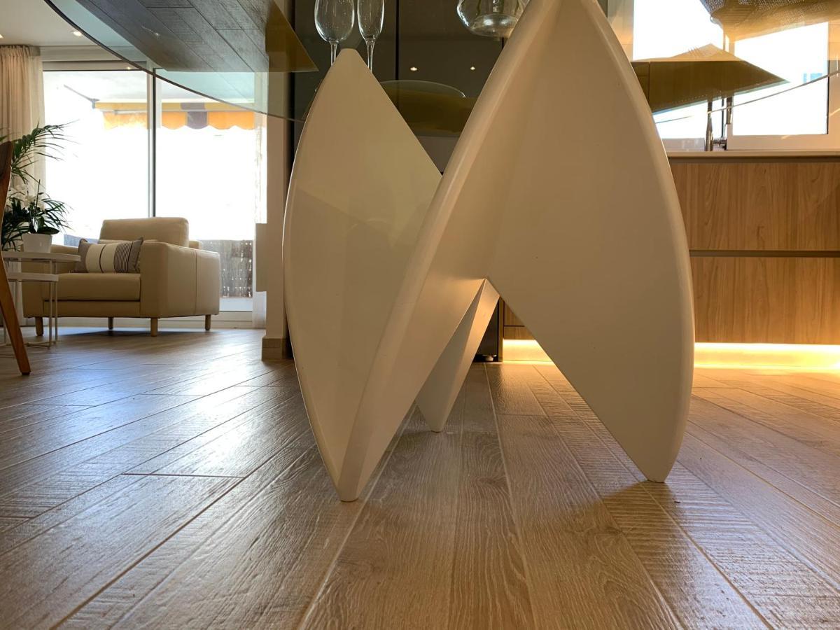 Sitges Spaces Oasis Suites- 4 Bedroom, 4 Ensuite Bathrooms, Terrace, Pool, Sitges Centre المظهر الخارجي الصورة